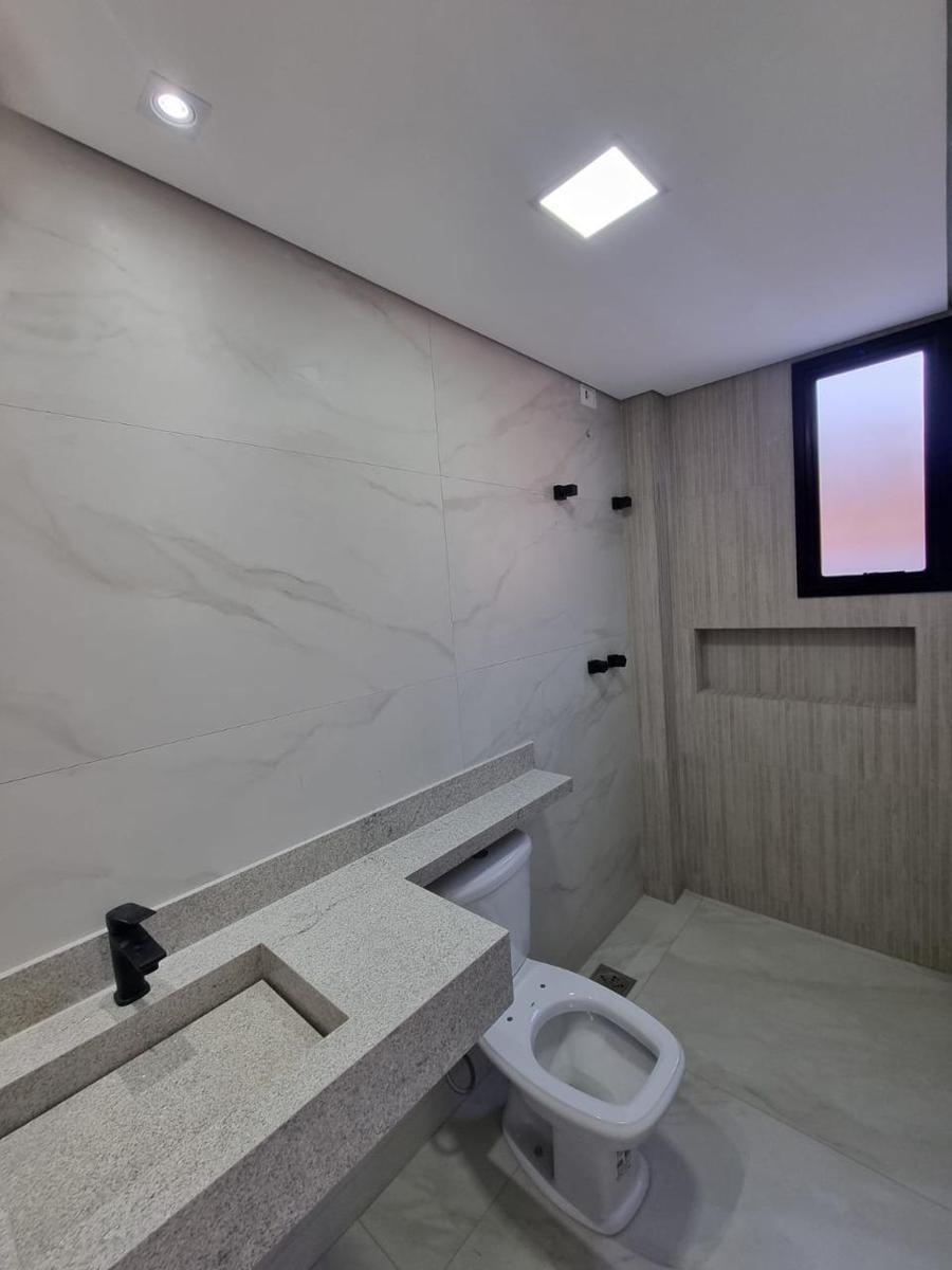 Casa, Planalto, 3 Quartos, 1 Vaga, 1 Suíte