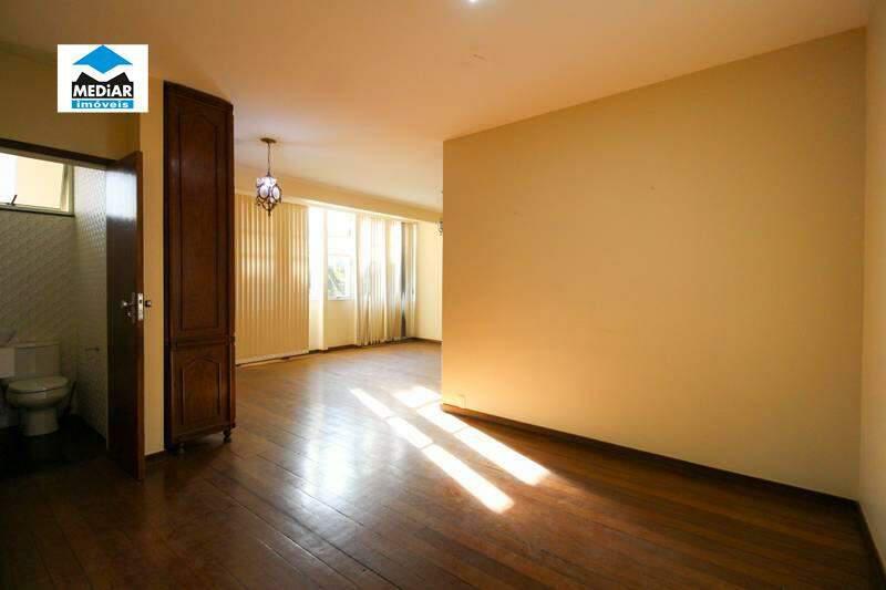 Apartamento, Funcionários, 4 Quartos, 2 Vagas, 1 Suíte