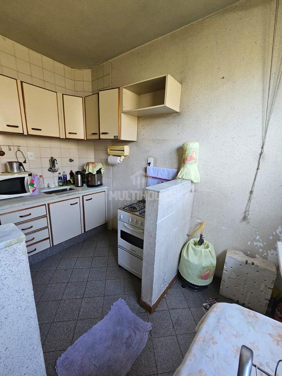 Apartamento, Carlos Prates, 2 Quartos, 1 Vaga