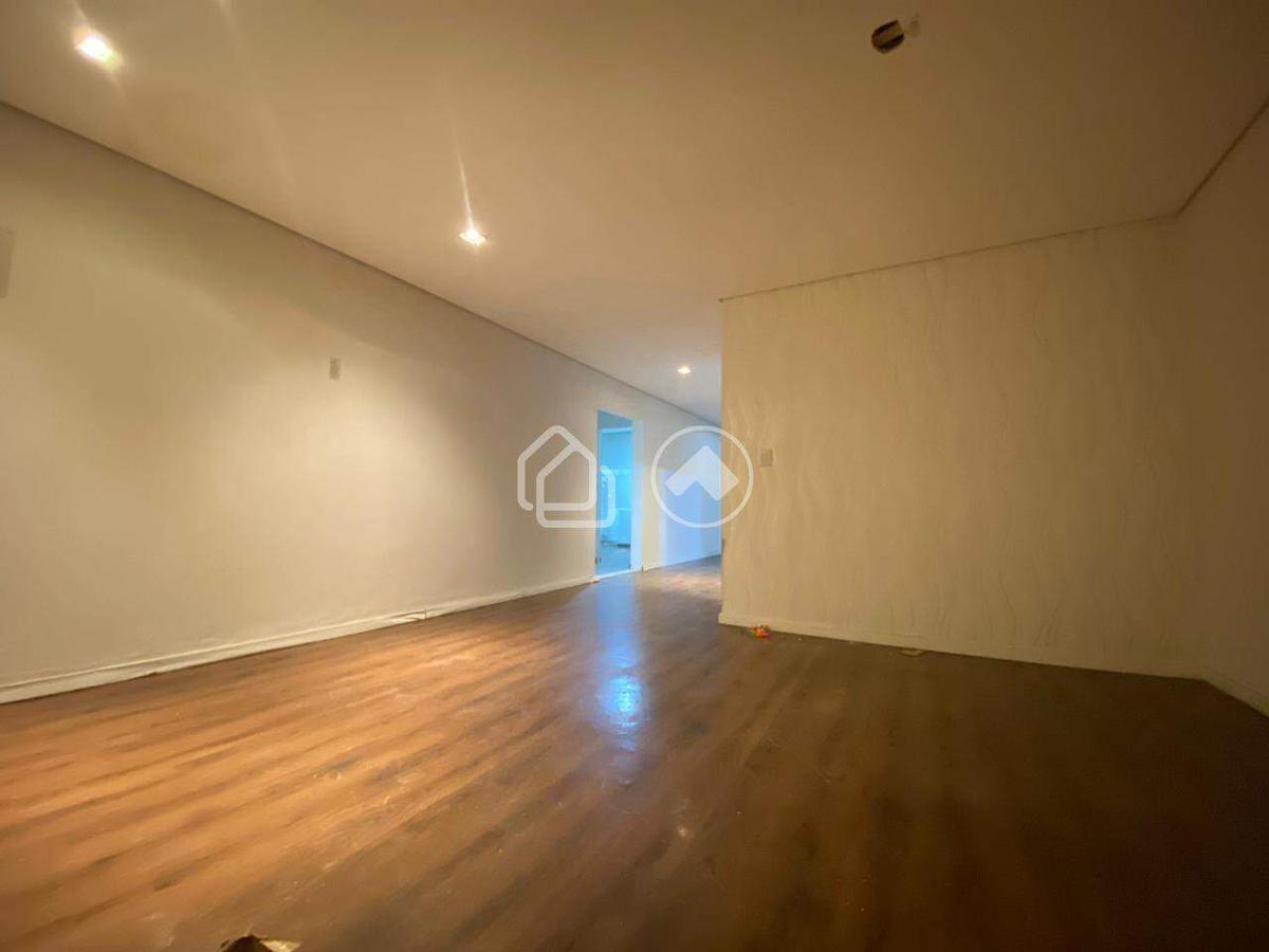 Loja, Buritis, 10 Vagas