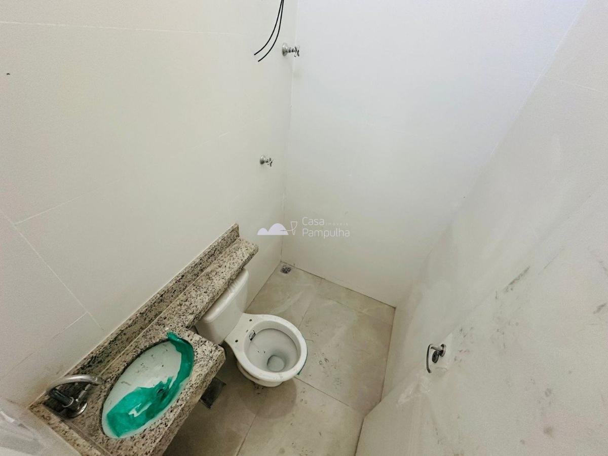 Casa, Floramar, 2 Quartos, 1 Vaga, 2 Suítes