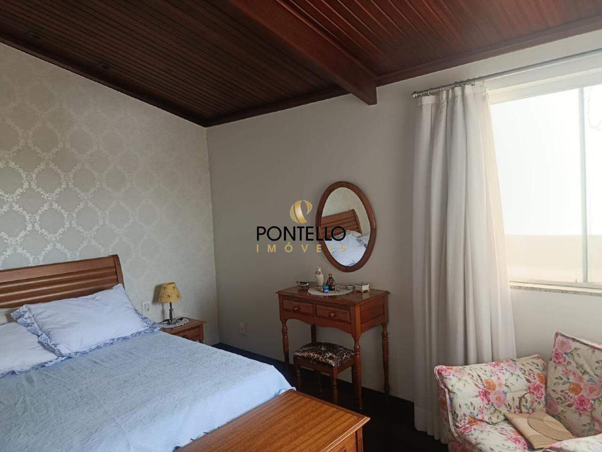 Casa, São Pedro, 5 Quartos, 4 Vagas, 2 Suítes