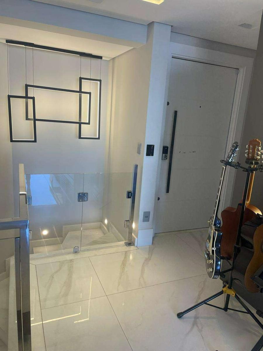 Cobertura, Jaraguá, 3 Quartos, 3 Vagas, 3 Suítes