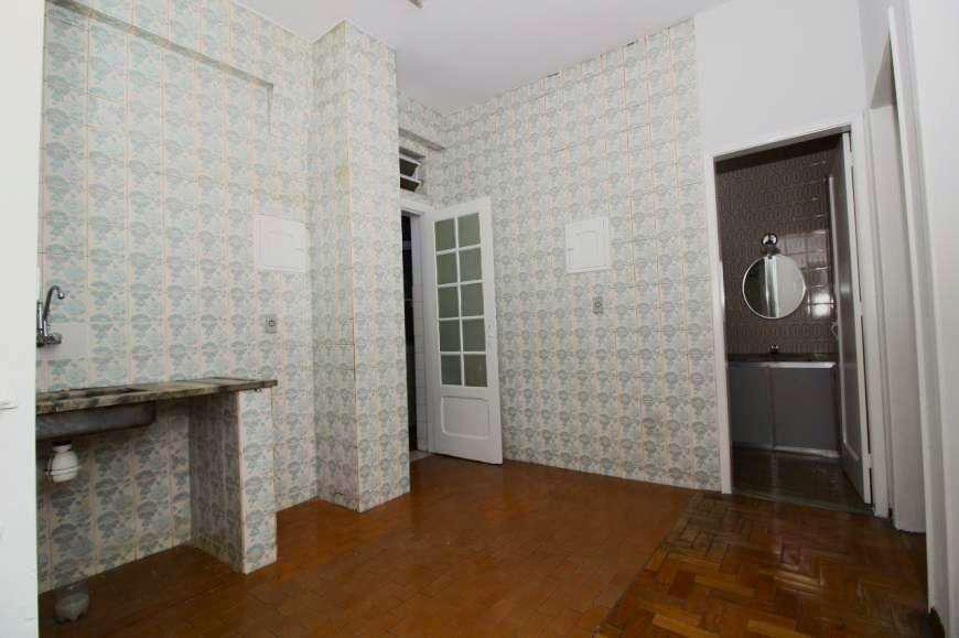 Apartamento, Centro, 2 Quartos, 0 Vaga