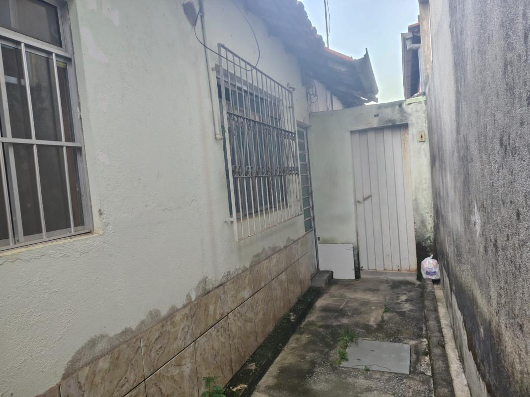 Casa, Jardim Leblon, 2 Quartos, 0 Vaga