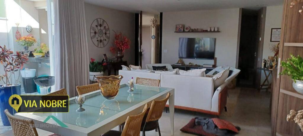 Casa, Estoril, 7 Quartos, 3 Vagas, 3 Suítes