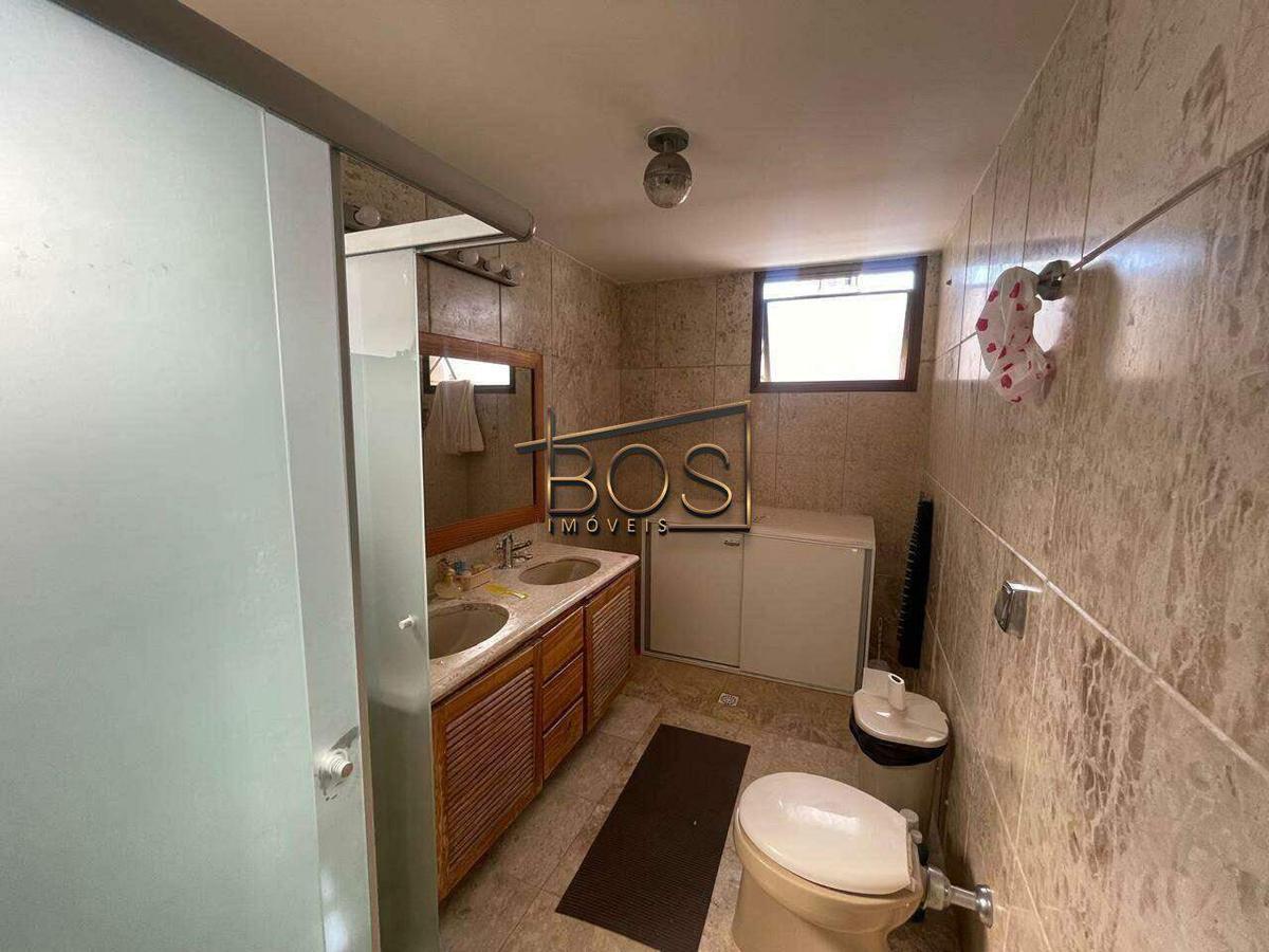 Apartamento, Funcionários, 4 Quartos, 3 Vagas, 2 Suítes