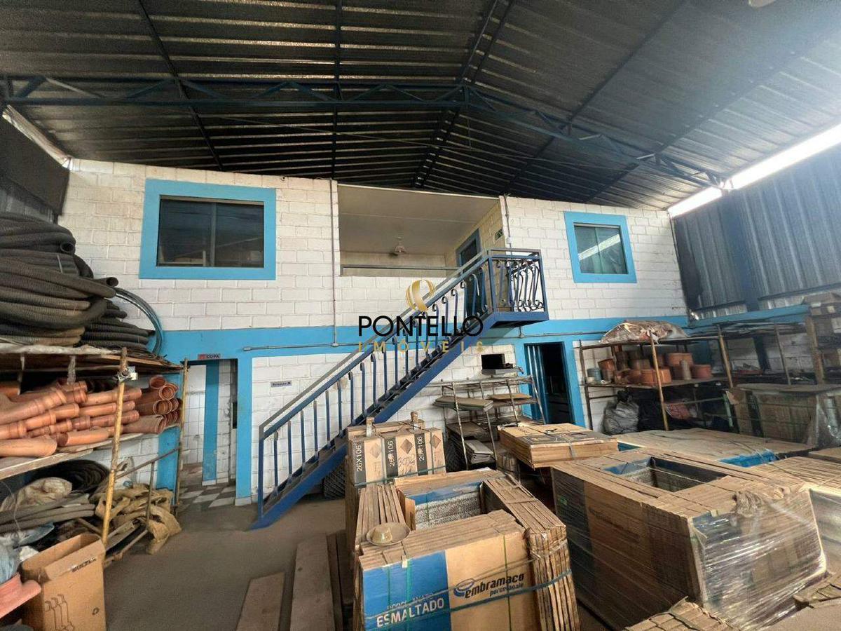 Galpão, Indústrias, 0 Quarto, 0 Vaga