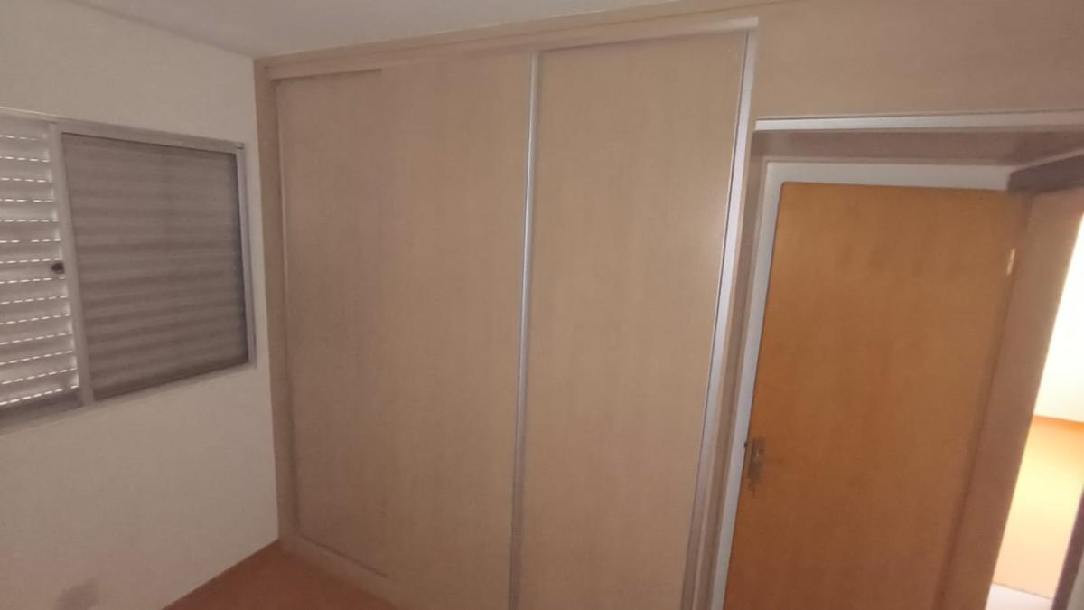 Apartamento, Sagrada Família, 4 Quartos, 4 Vagas, 1 Suíte