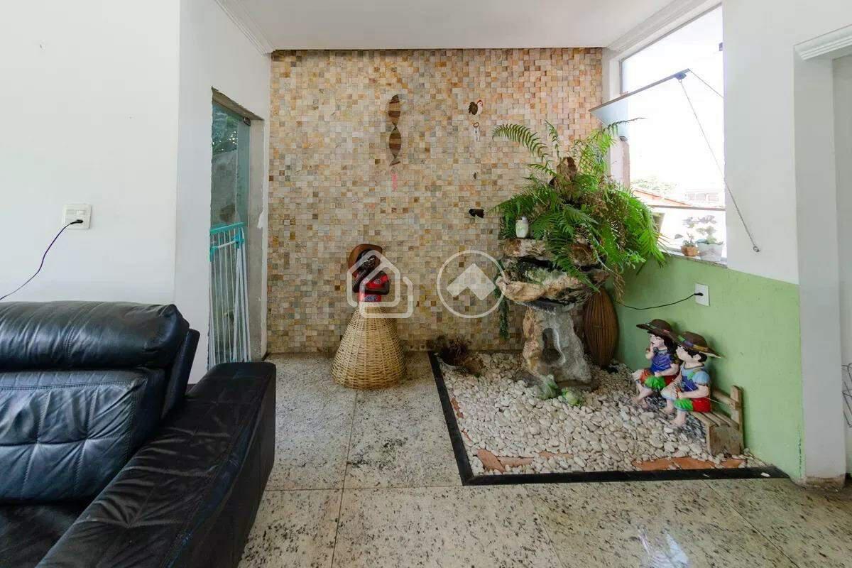 Casa, Padre Eustáquio, 4 Quartos, 10 Vagas, 2 Suítes