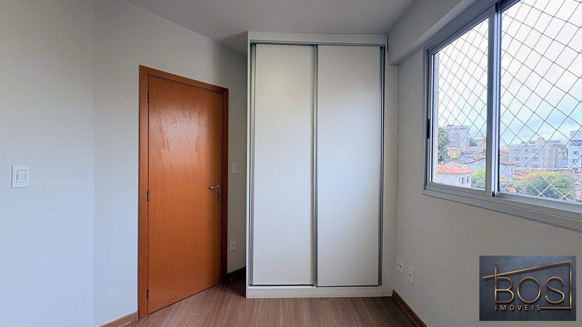 Apartamento, Sagrada Família, 3 Quartos, 2 Vagas, 1 Suíte