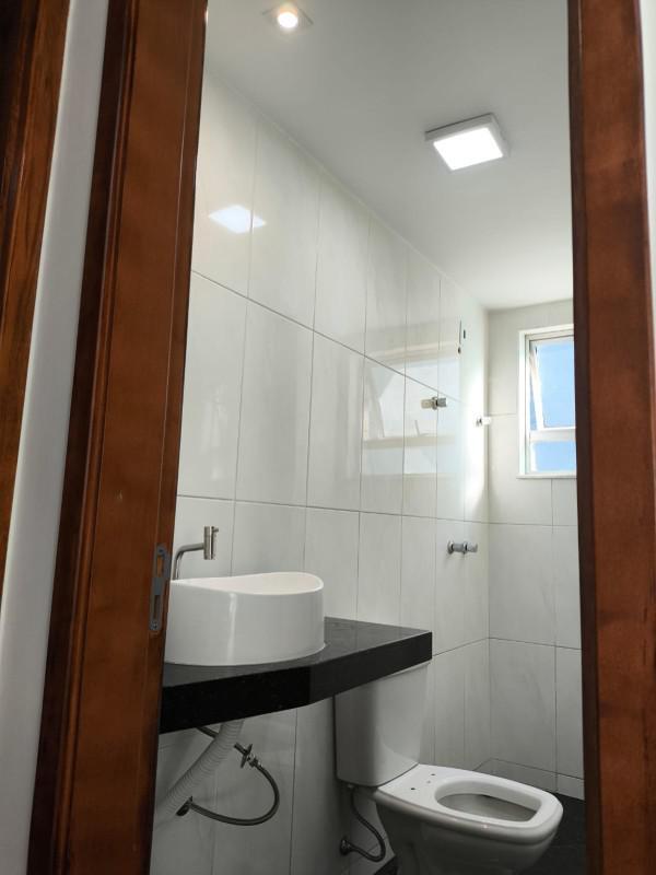 Apartamento, Barreiro, 3 Quartos, 2 Vagas, 1 Suíte