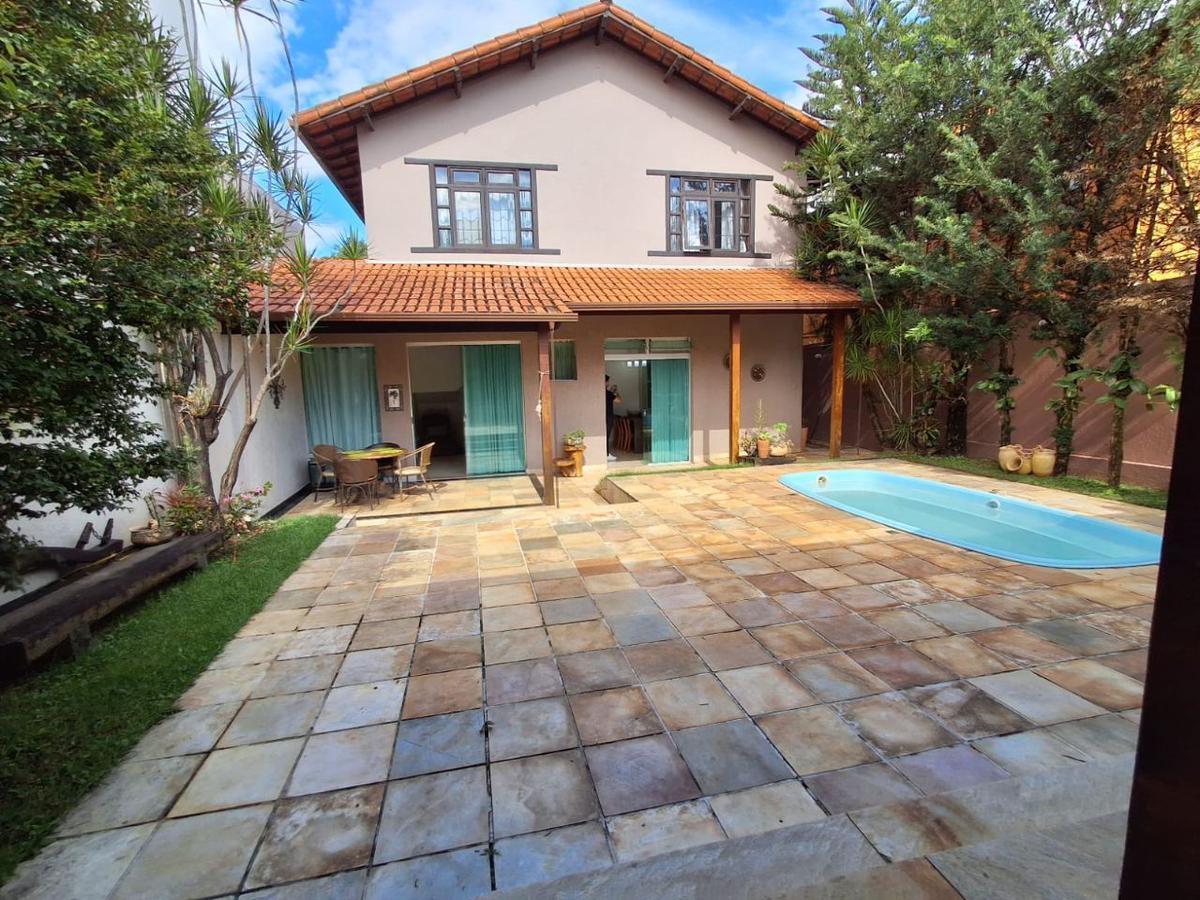 Casa, Itapoã, 5 Quartos, 3 Vagas, 2 Suítes