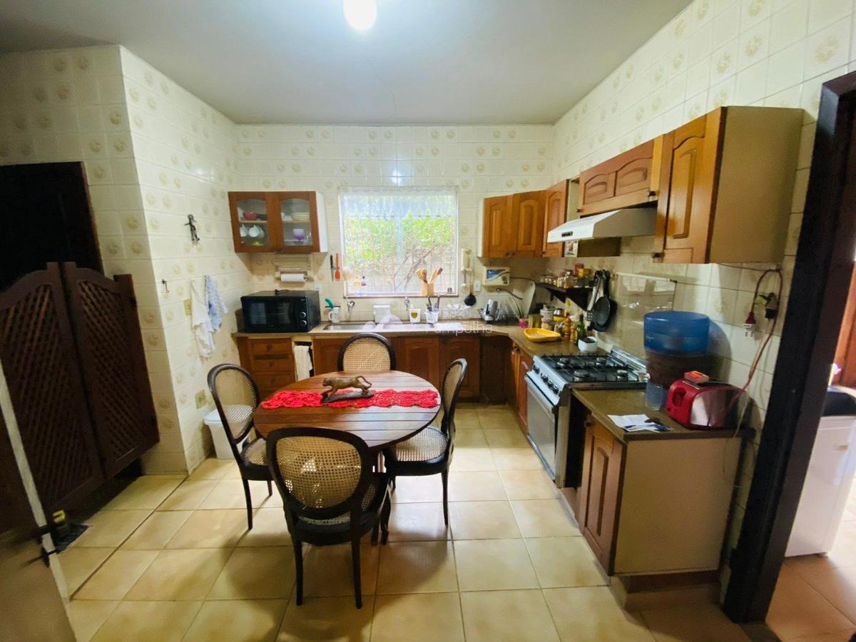 Casa, Jardim Atlântico, 8 Quartos, 6 Vagas, 2 Suítes