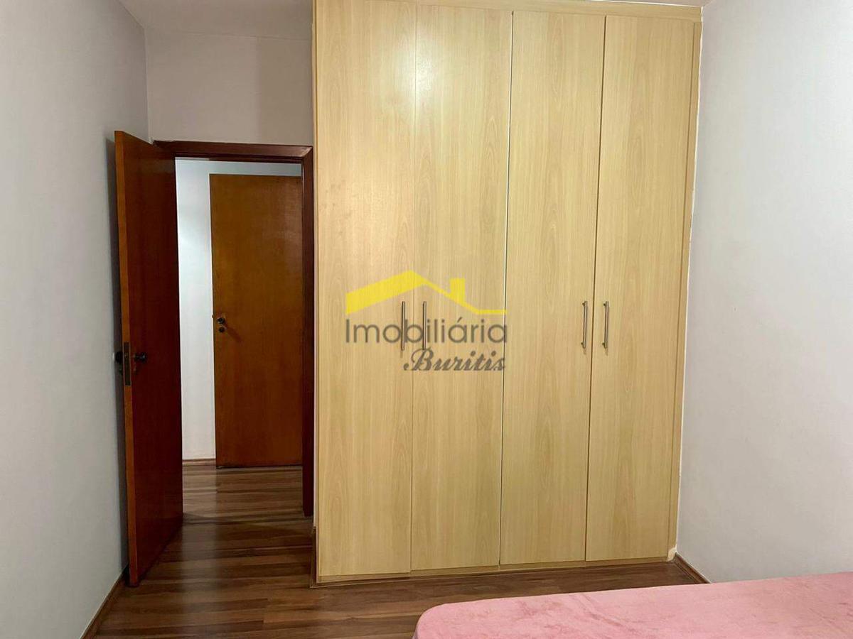 Apartamento, Estoril, 3 Quartos, 1 Vaga, 1 Suíte