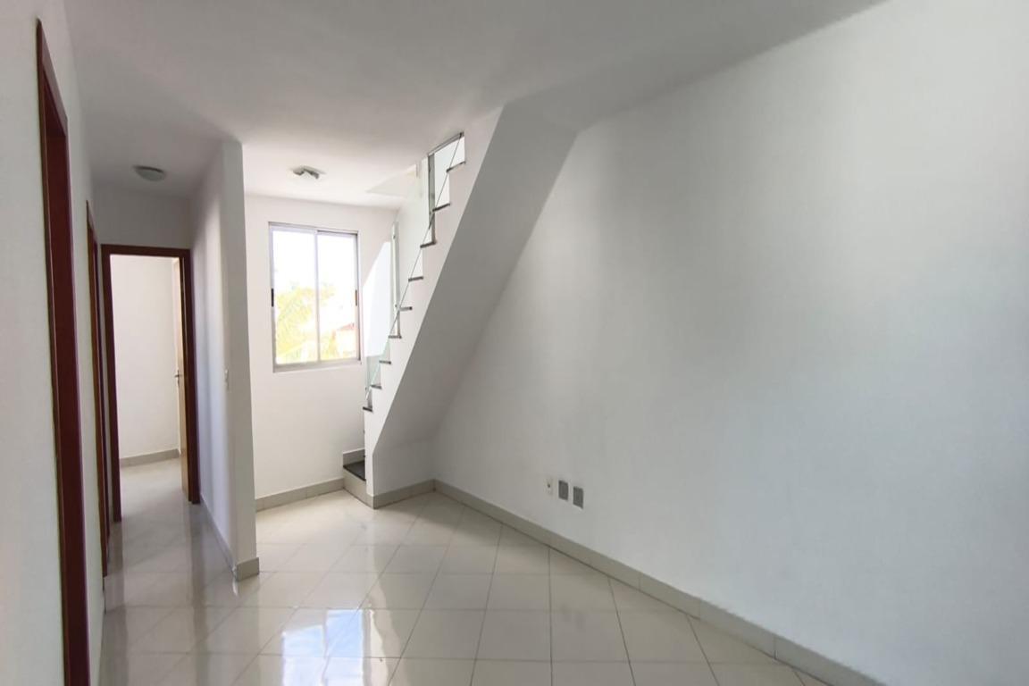 Cobertura, Santa Cruz, 3 Quartos, 2 Vagas, 1 Suíte