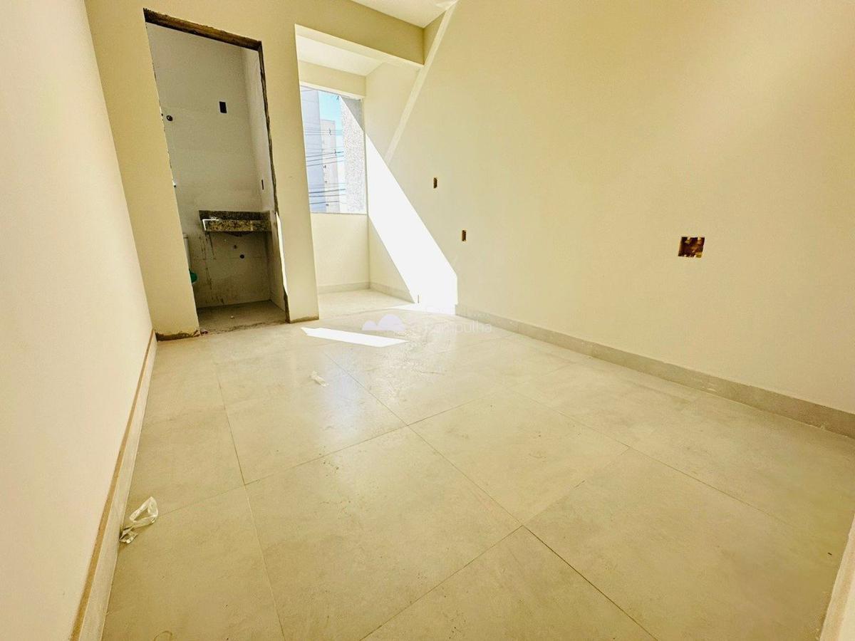 Casa, Planalto, 2 Quartos, 1 Vaga, 1 Suíte