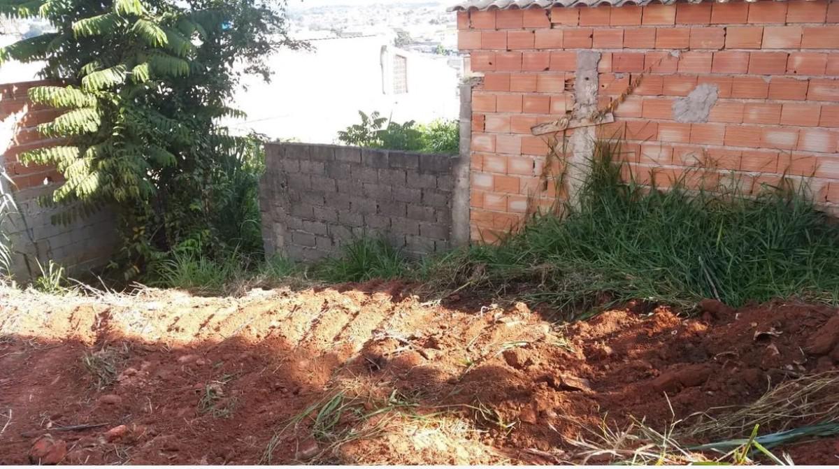 Lote, Conjunto Minascaixa, 0 Quarto, 0 Vaga