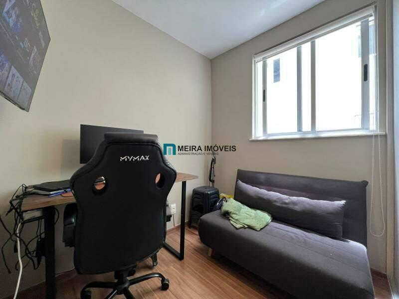 Apartamento, Sagrada Família, 2 Quartos, 1 Vaga