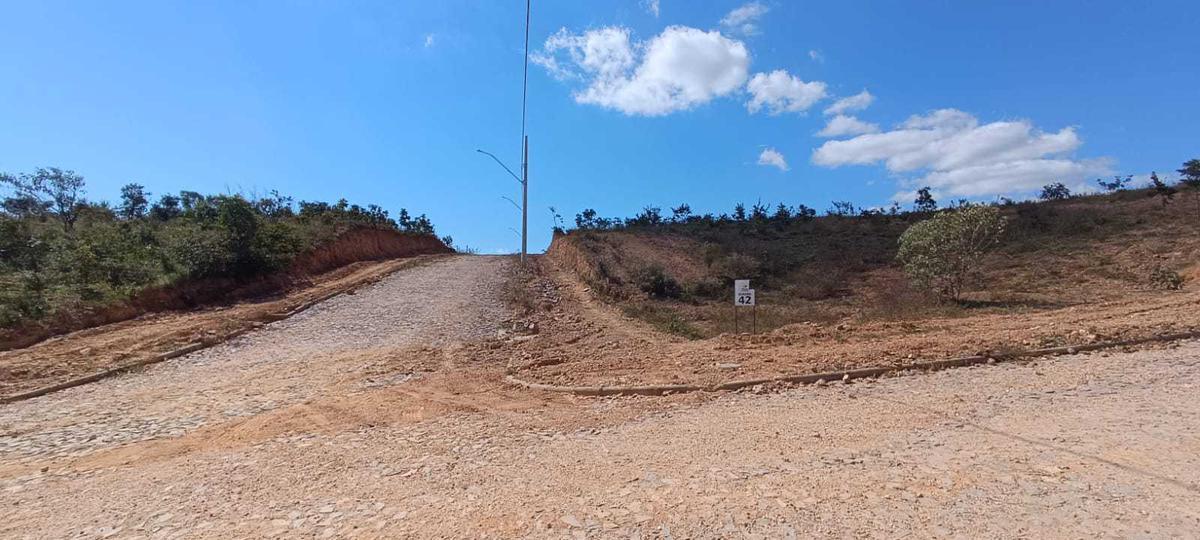 Lote, São Jose de Almeida, 0 Quarto, 0 Vaga