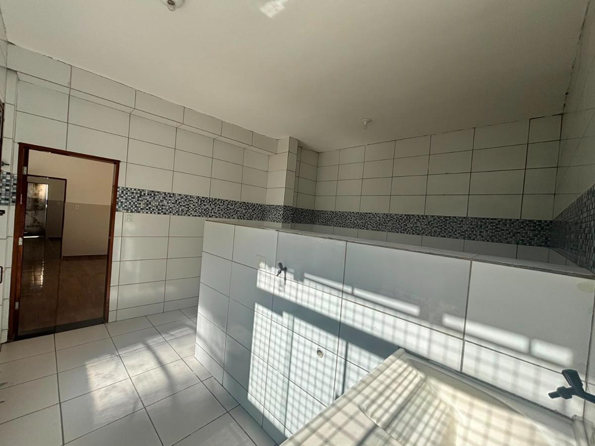 Quitinete, Centro, 1 Quarto, 0 Vaga
