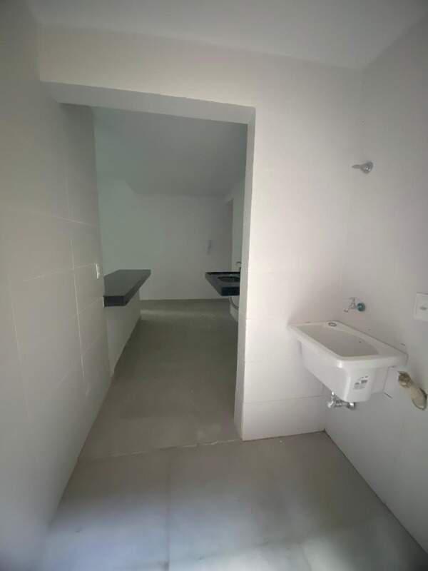 Apartamento, Sagrada Família, 2 Quartos, 1 Vaga, 1 Suíte