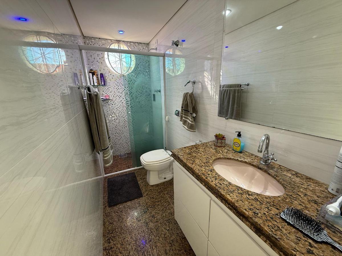 Casa, Planalto, 3 Quartos, 2 Vagas, 1 Suíte