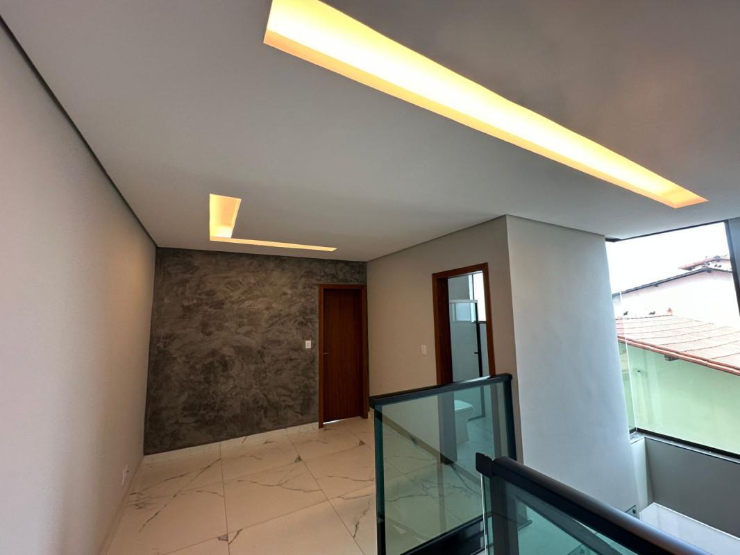 Casa, Espírito Santo, 3 Quartos, 4 Vagas, 1 Suíte