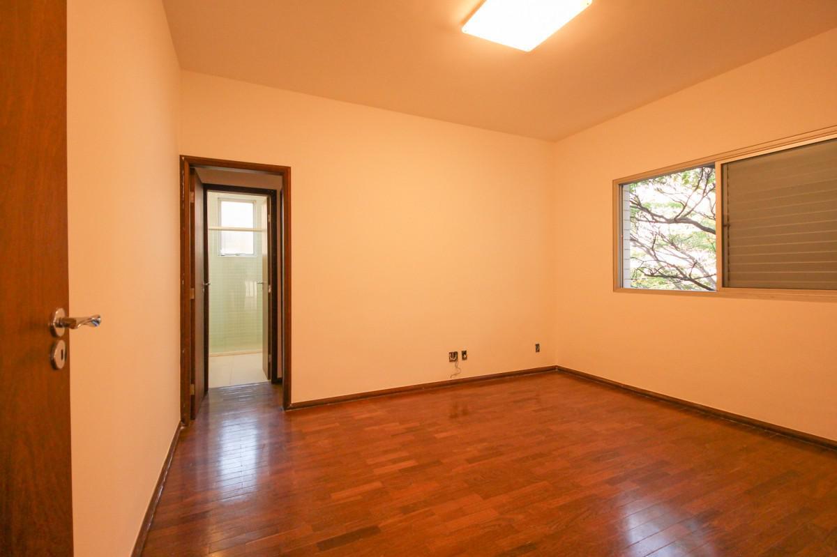 Cobertura, Anchieta, 8 Quartos, 2 Vagas, 3 Suítes