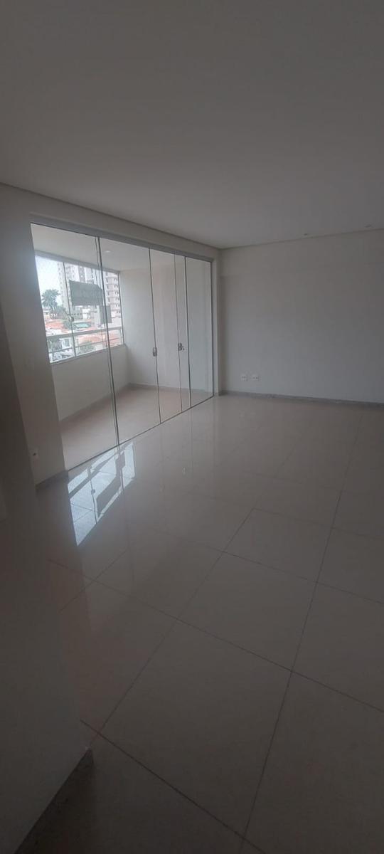 Apartamento, Centro, 3 Quartos, 4 Vagas, 1 Suíte