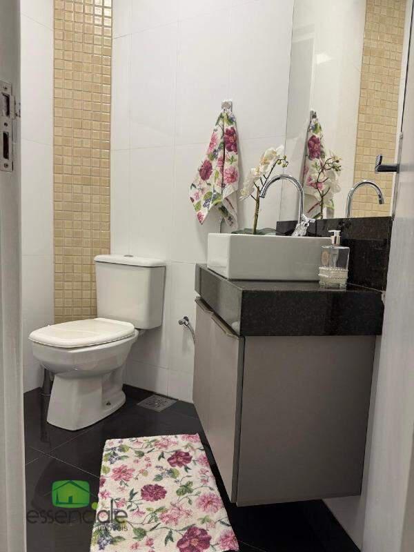 Casa, Europa, 3 Quartos, 3 Vagas, 1 Suíte