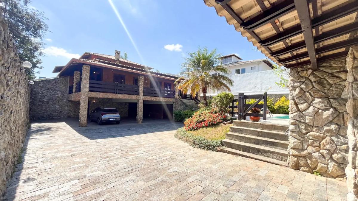 Casa, São Luiz (pampulha), 6 Quartos, 10 Vagas, 4 Suítes