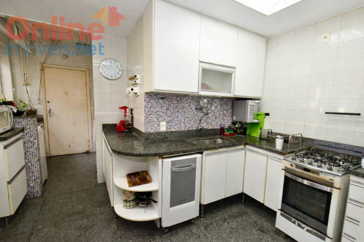 Apartamento, Funcionários, 4 Quartos, 0 Vaga, 1 Suíte