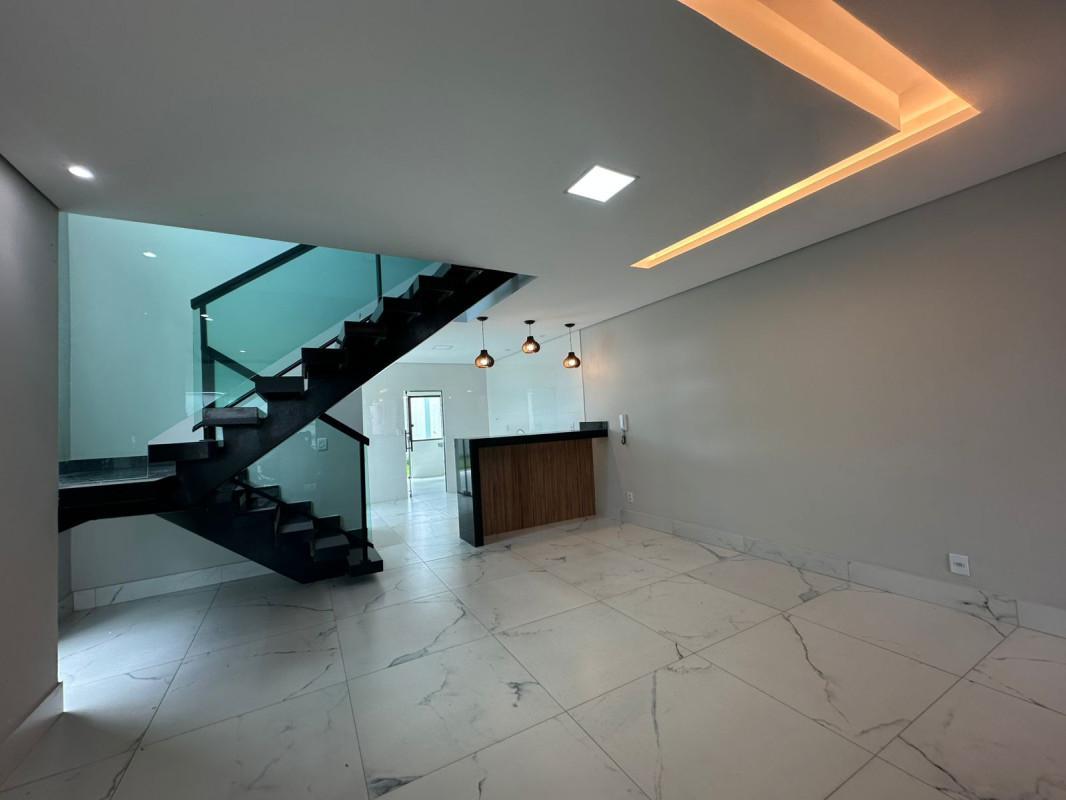 Casa, Espírito Santo, 3 Quartos, 4 Vagas, 1 Suíte