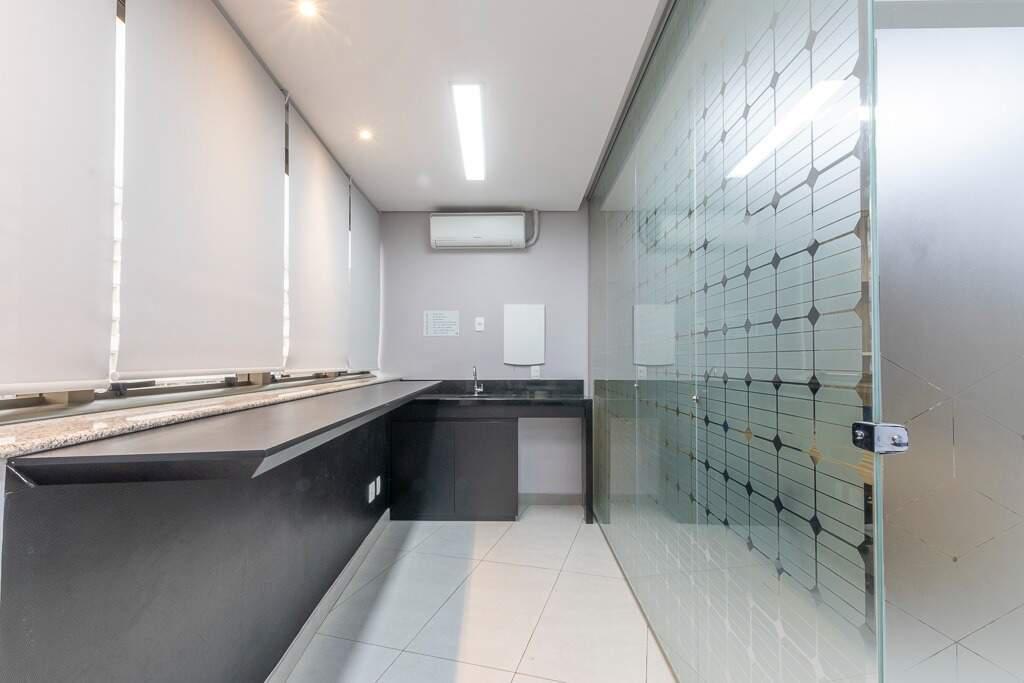 Sala, Vila da Serra, 0 Quarto, 9 Vagas