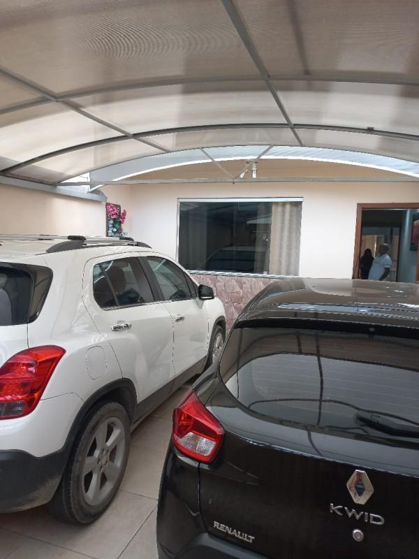 Casa, Santa Cruz Industrial, 3 Quartos, 2 Vagas, 1 Suíte
