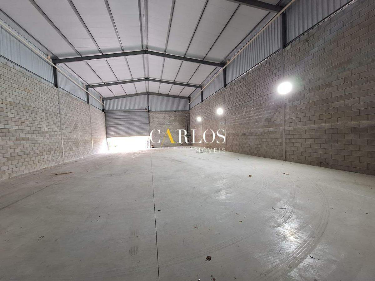 Galpão, Três Barras