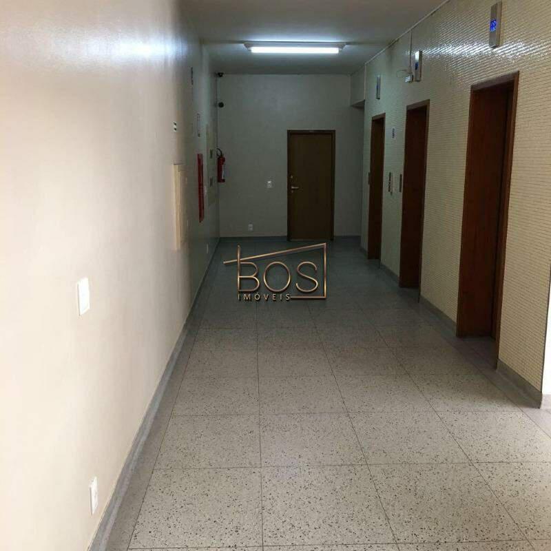 Sala, Centro, 2 Quartos, 0 Vaga