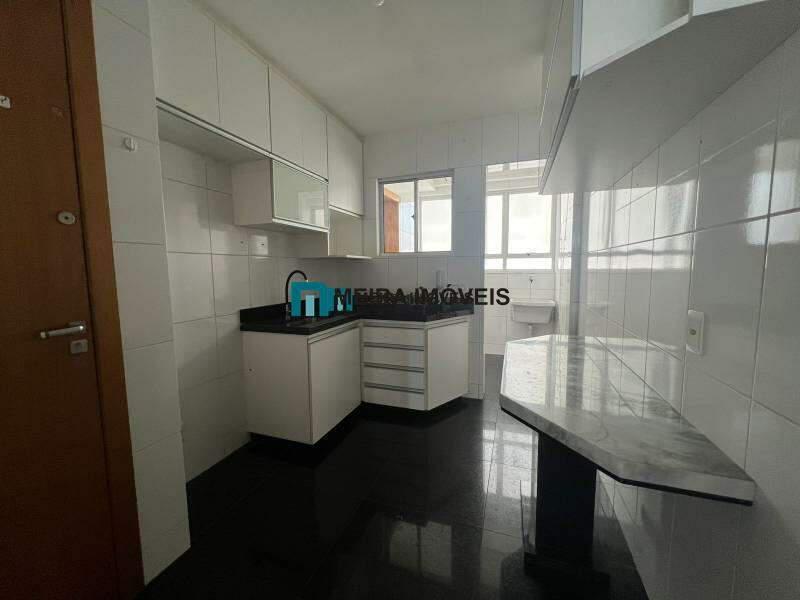 Apartamento, Sagrada Família, 3 Quartos, 2 Vagas, 1 Suíte
