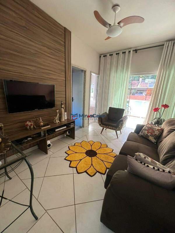 Casa, Ana Moura, 3 Quartos, 2 Vagas, 1 Suíte