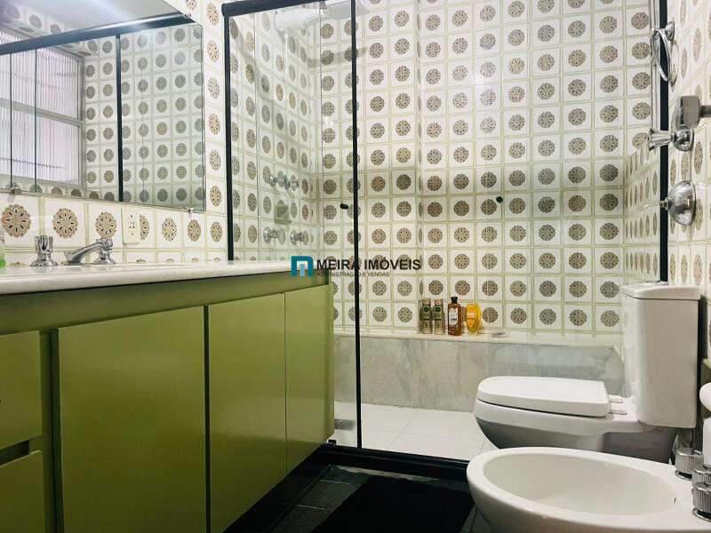 Apartamento, Funcionários, 4 Quartos, 2 Vagas, 1 Suíte