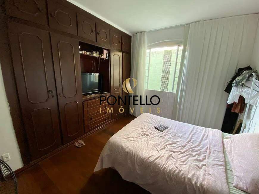 Casa, Planalto, 4 Quartos, 4 Vagas, 2 Suítes