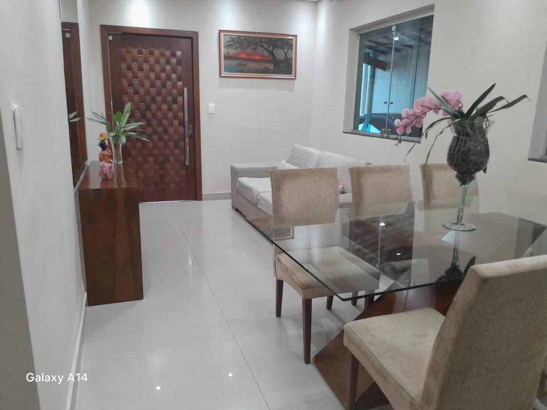 Casa, Jardim Guanabara, 3 Quartos, 4 Vagas, 1 Suíte