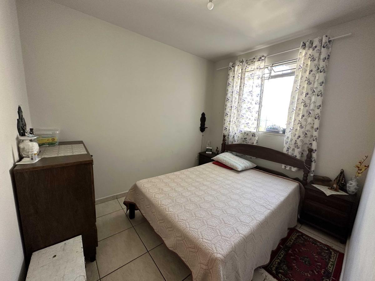 Casa, Ressaca, 2 Quartos, 1 Vaga