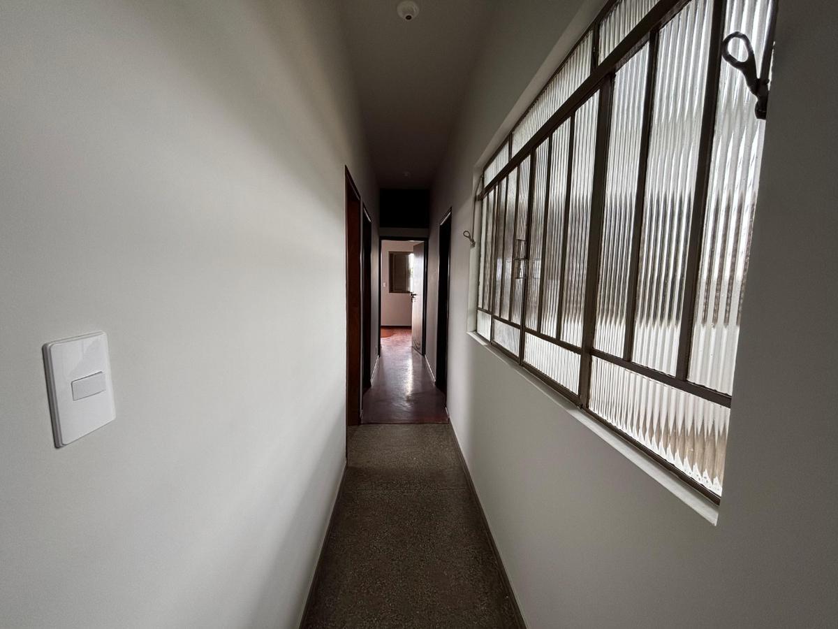 Casa, Centro, 3 Quartos, 5 Vagas, 1 Suíte