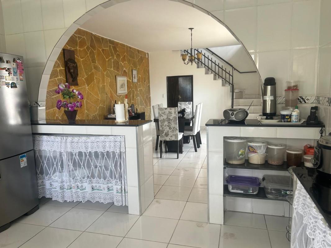 Casa, Teixeira Dias, 5 Quartos, 2 Vagas