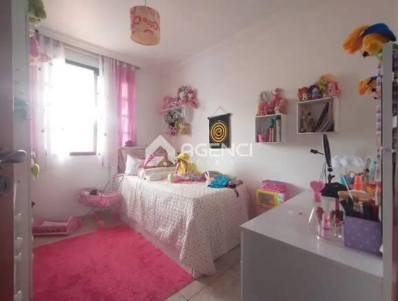 Casa, Monte Castelo, 5 Quartos, 0 Vaga, 1 Suíte