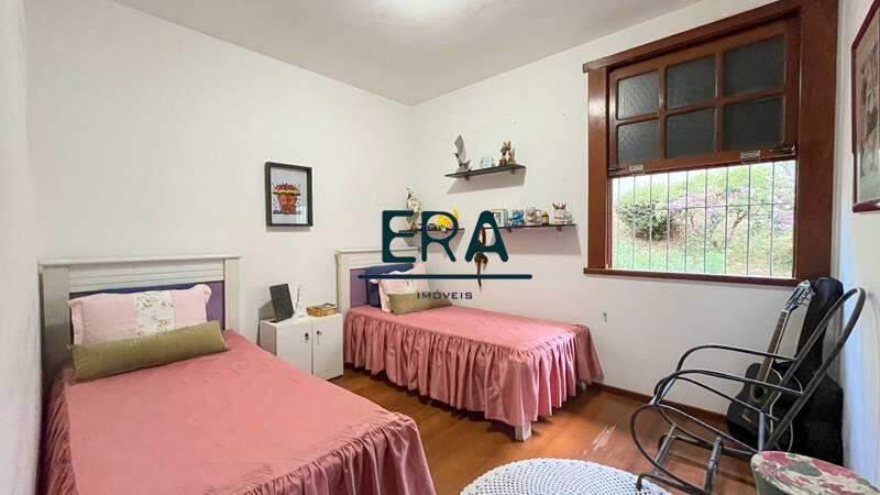 Casa, Comiteco, 4 Quartos, 3 Vagas, 2 Suítes