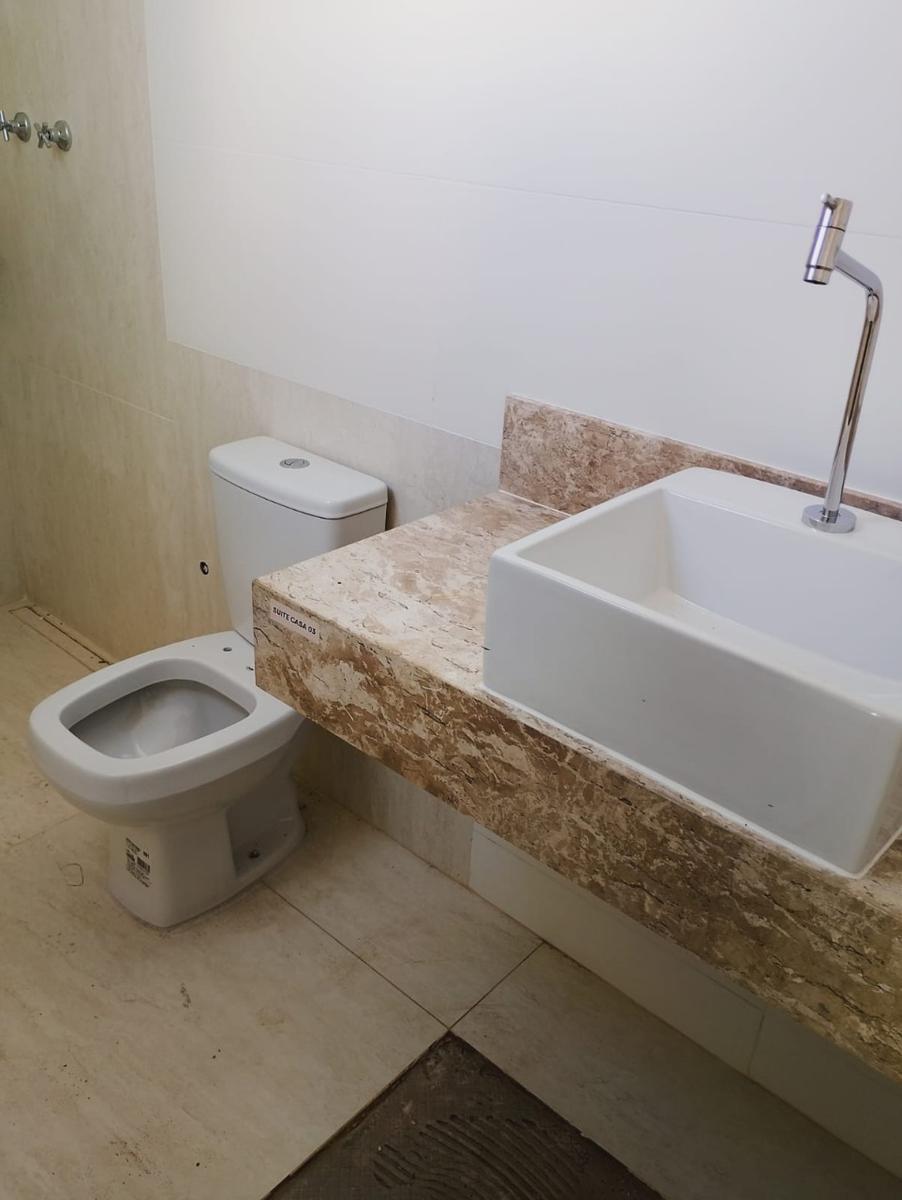 Casa, Itapoã, 3 Quartos, 2 Vagas, 1 Suíte