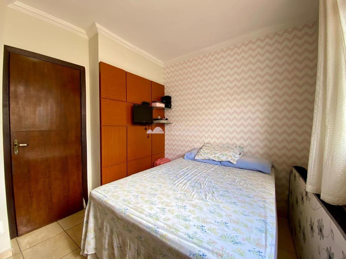 Casa, Santa Branca, 2 Quartos, 2 Vagas, 2 Suítes